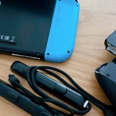 Nintendo Switch Joy-Con L ネオンブルー/R ネオンレッドの画像