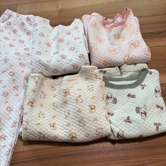 ユニクロパジャマ　120 セット　お譲りします。の画像