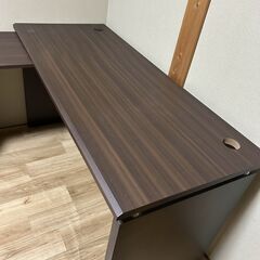 ニトリデスク　机　キャビネット付きの画像