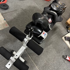 トレーニングベンチ ボクシング セット グローブ ヘッドギア プロテクター パンチングミット エバーラスト  トレーニング ボクササイズ ダイエット 筋トレ ホームジムの画像