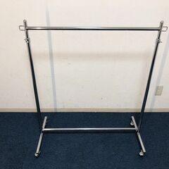 シングルハンガーラック 業務用 ハンガープロ 左右ちょいかけフック付 耐荷重80Kg　360°回転大経ボールキャスター 高さ無段階調節 服吊りの画像