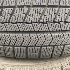 185/60r15スタッドレスタイヤbridgestone4本セット(タイヤのみ)の画像