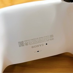 PlayStation 5 DualSense ワイヤレスコントローラー ホワイト PS5の画像