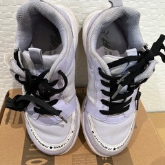 瞬足　19.5cm 中古スニーカーの画像