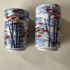 古い 有田焼 夫婦湯呑 ボール箱入り 金彩 朱彩 竹林図 縁起物 未使用自宅保管品  の画像