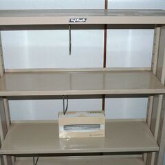 無料配達します🚚本棚💖スチールラック💖幅80×奥25×高155㎝💖の画像