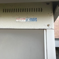 中古物置　155ｘ235　三段扉　引取の画像