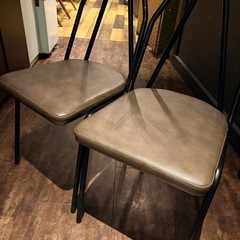 クッション付きダイニングチェア
の画像