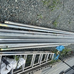 【決まりました】単管やクランプなど沢山あります。車庫や自作ガレージに丁度いい数量です！！の画像