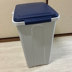 新品。45Lゴミ箱の画像