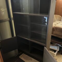 キャビネット販売中の画像