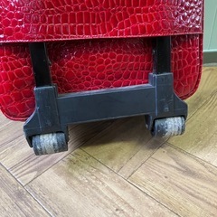 プチ旅行に！革柄ののキャリーケース！の画像