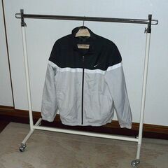 配達先決定🚚　無料配達します🚚店舗用💖メタルシングルハンガー💖幅100㎝💖の画像