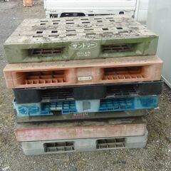 中古 パレット 1枚1000円で販売します 中古品 現状品 引き取り限定の画像