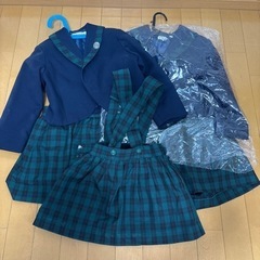 野間幼稚園制服などの画像
