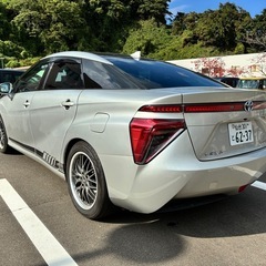 MIRAI  ミライ　令和元年式　銀　走行29,000km 個人出品　内外装綺麗の画像