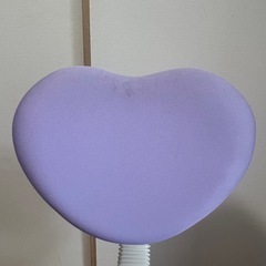イトーキ　学習椅子　ハート　紫　ニトリの画像