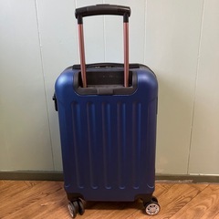 【まだまだ使えます！】キャリーケース　青むら紫の画像