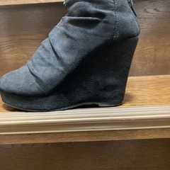厚底 ショートブーツ サンダル 22~22.5 の画像