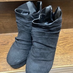 厚底 ショートブーツ サンダル 22~22.5 の画像