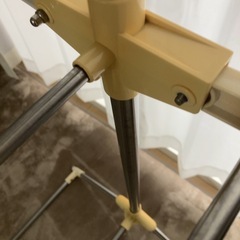 折りたたみ式洗濯物干しの画像