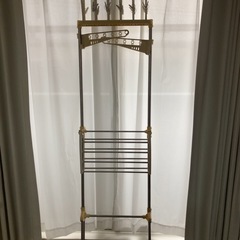 折りたたみ式洗濯物干しの画像