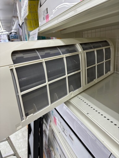 【室外機付き】コロナ ルームエアコン CSH-N2221R 主に6畳用 2021年製