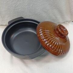 海外・日本製品のサルベージ品　土鍋　９号　あめ釉　直火・IH対応の画像