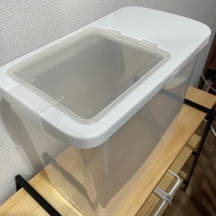 お米ストッカーの画像