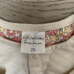 51女児70 ベビーロンパースの画像