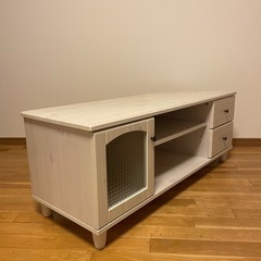 TV台の画像