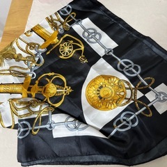 ノーブランド　スカーフの画像