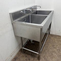 ステンレス　業務用　2層シンク流し台　蛇口付き　厨房　飲食店　W１２００ｘＤ６００ｘＨ８３０ｍｍの画像