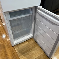 【トレファク神戸南店】★値下げしました COMFEEの2ドア冷蔵庫です【取りに来られる方限定】の画像