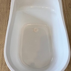 ベビーバス（新品の靴下オマケ付き）の画像