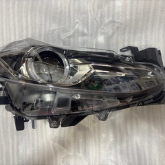 ヘッドランプ　ユニット　右の画像