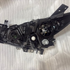 ヘッドランプ　ユニット　右の画像