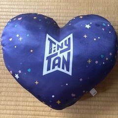 Tiny Tan ハート型クッシの画像