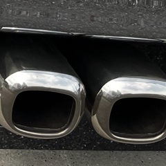 VIP 4本出し　マフラー　出口の画像