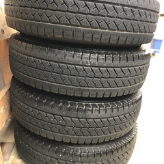決まりました。　　中古　BSスタッドレスタイヤVL1・鉄チンホイル　165　R13　 LT６PL　4本セットの画像