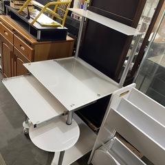 🟥11月最初の目玉商品🟥1日2日限定価格🟥ガラス製PCデスクの画像