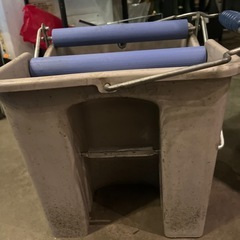 モップバケツの画像