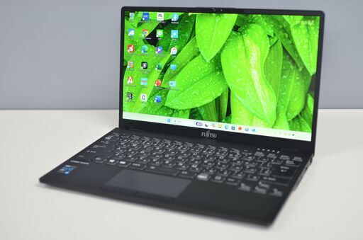 中古軽量ノートパソコン 富士通 UH90/E3 Windows11+office 爆速SSD512GB core i7-1165G7/メモリ8GB/無線/WEBカメラ/13.3インチ