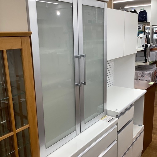 Pamouna 食器棚 2枚扉