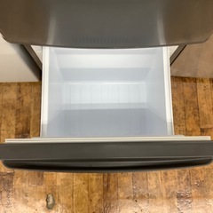 MITSUBISHIの2ドア冷蔵庫のご紹介ですの画像