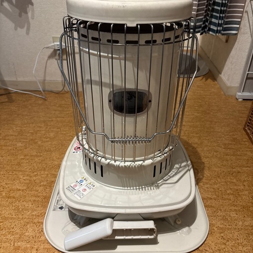 コロナ　ポータブル石油ストーブ