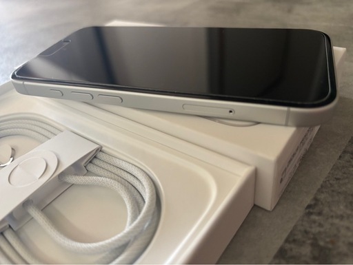 iPhone16 128GB simフリー