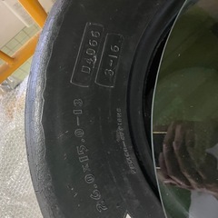 F1 　タイヤ　テーブルの画像