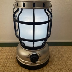 エアベッド、ランプの画像