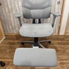 EASTFORCE ゲーミングチェア　の画像